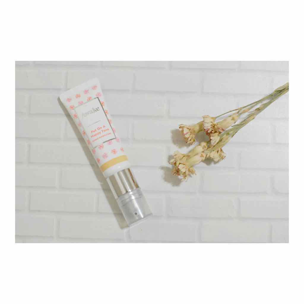 プットオンアハッピーフェイス ティンティド モイスチュアライザー/Awake/CCクリームを使ったクチコミ（1枚目）