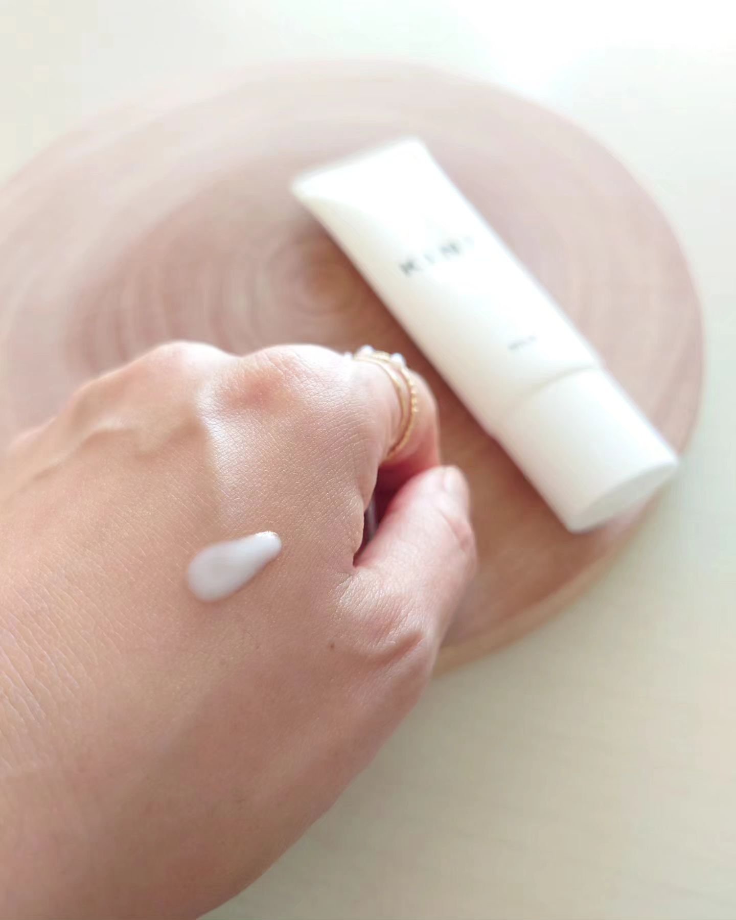 ミルク/KINS/乳液を使ったクチコミ（2枚目）