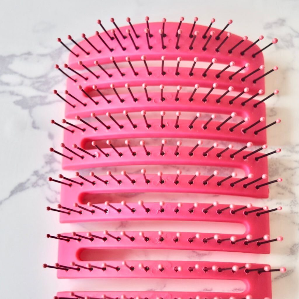 フレックスドライ パドルブラシ ピンク/ウェットブラシ/ヘアブラシを使ったクチコミ(7枚目)