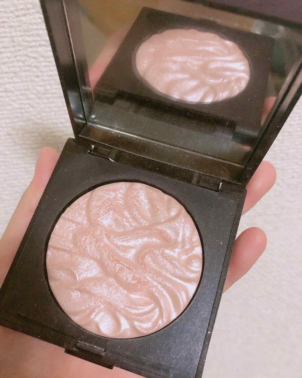 フェイスイルミネーター/ローラ メルシエ/パウダーハイライトを使ったクチコミ(1枚目)