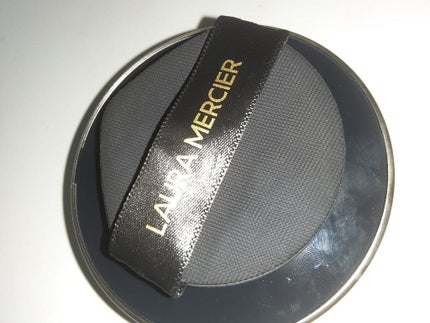 フローレス ルミエール ラディアンス パーフェクティング クッション/ローラ メルシエ/クッションファンデーションを使ったクチコミ(2枚目)