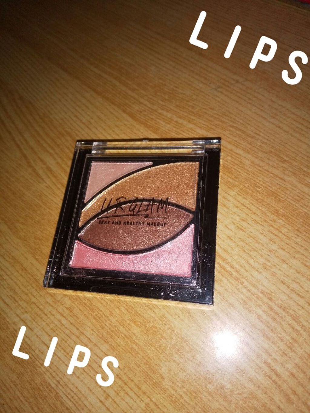 UR GLAM VELVET EYE COLOR PALETTE/U R GLAM/アイシャドウパレットを使ったクチコミ(1枚目)