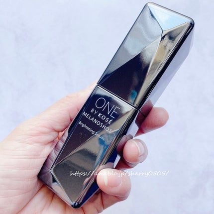 chiyo36 on LIPS 「光を感じさせる?カッティングが美しい容器。2月に新発売される美..」(4枚目)