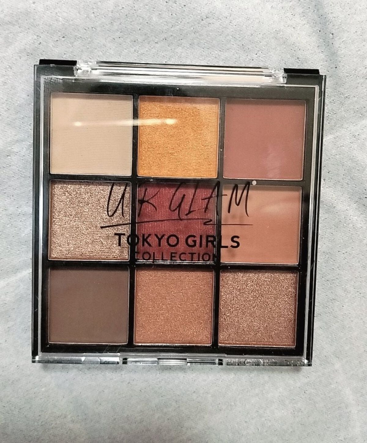 rrrin on LIPS 「こんにちは!りんです!今日は、100均に売っているメイク用品の..」(1枚目)