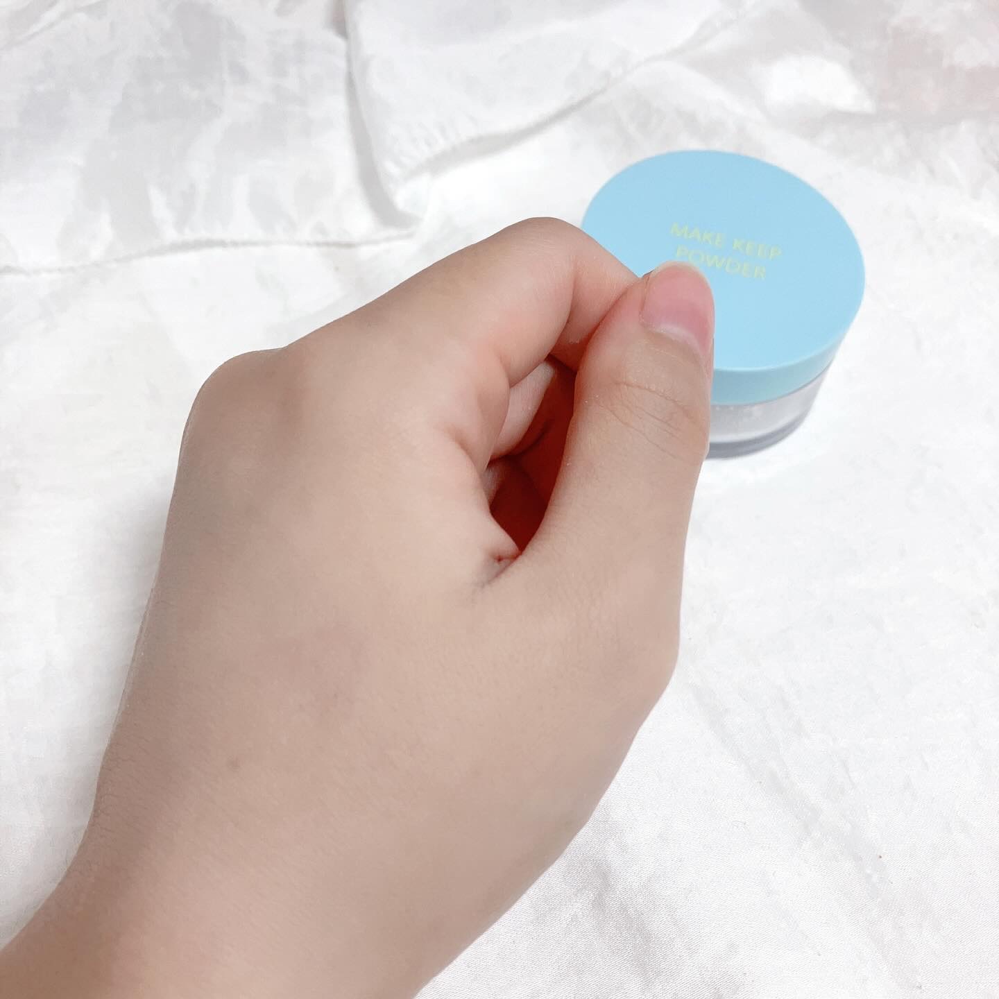 メイク キープ パウダー COOL/コーセーコスメニエンス/ルースパウダーを使ったクチコミ（3枚目）