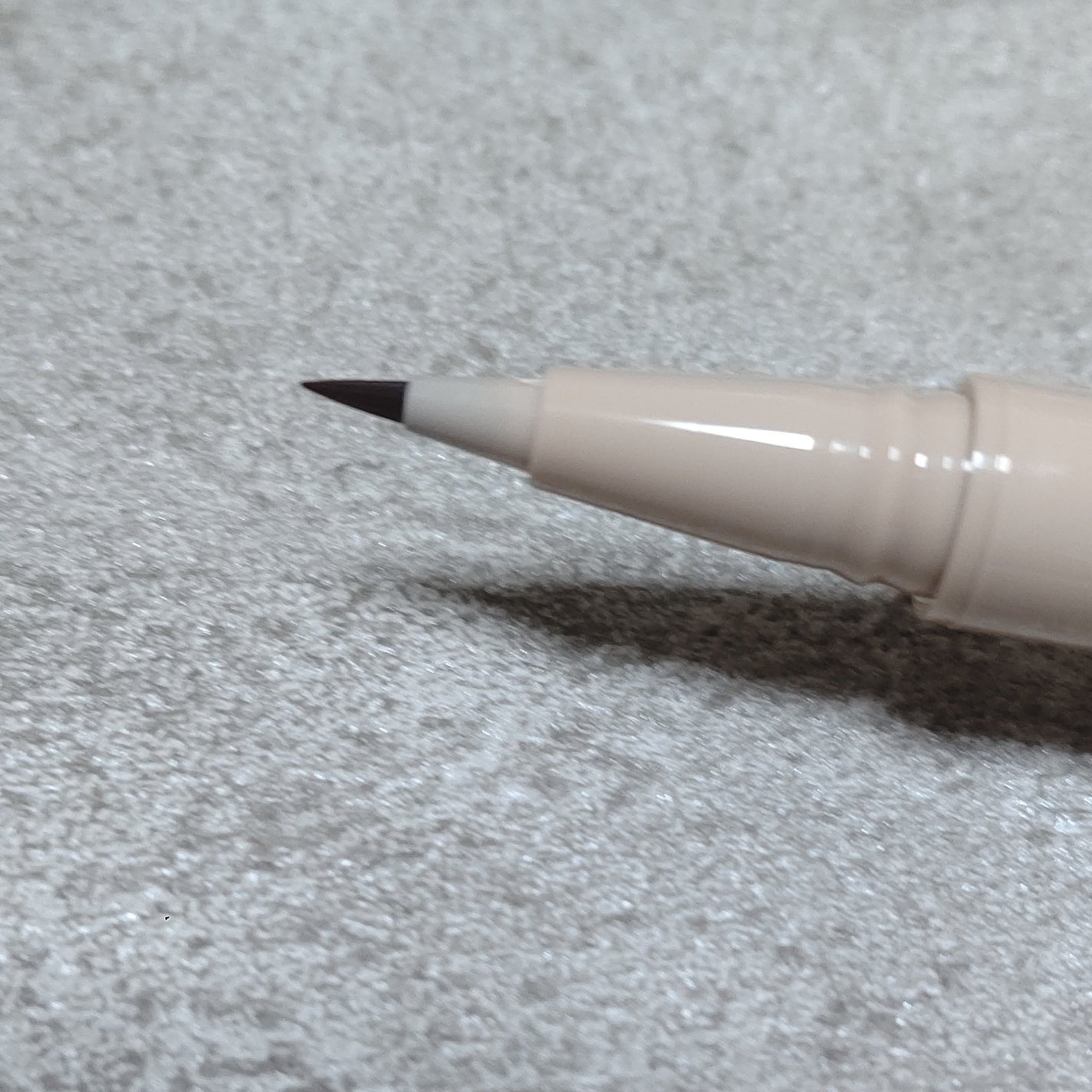 フーミー 眉尻ライナー/WHOMEE/リキッドアイブロウを使ったクチコミ(2枚目)