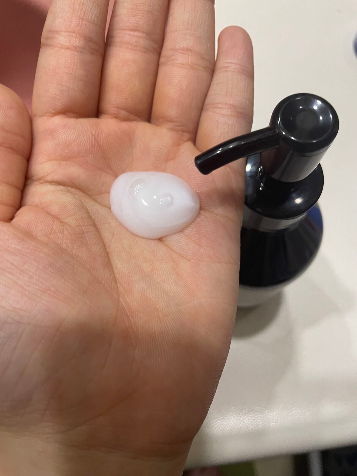 洗顔だけじゃない+パックもできる洗顔料 ホワイトプレミアム/ONE STONE TWO BIRDS/洗顔フォームを使ったクチコミ(2枚目)