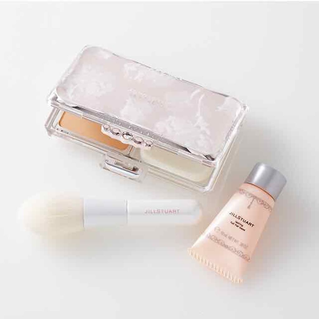 エアリーステイフローレス パウダーファンデーション/JILL STUART/パウダーファンデーションを使ったクチコミ（1枚目）