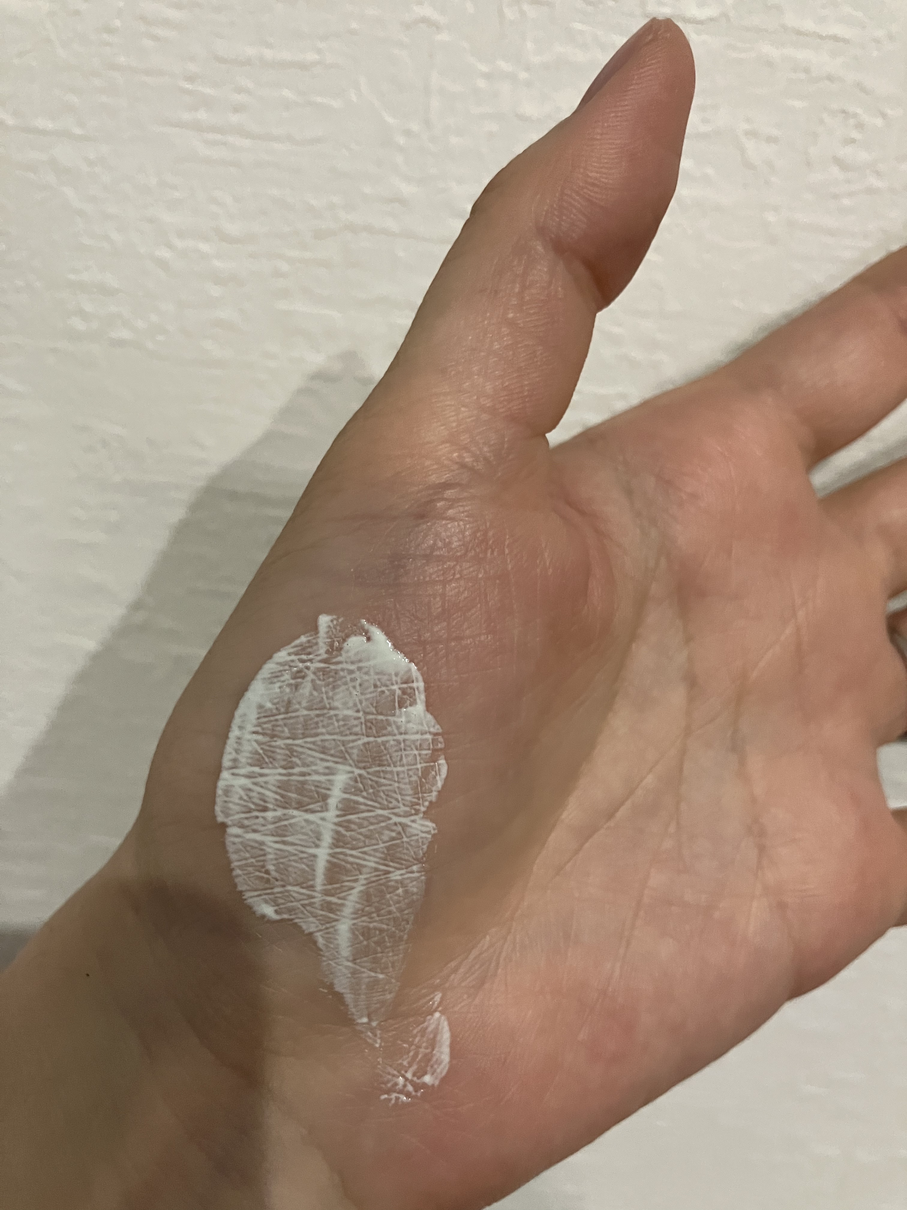 サンカットR トーンアップUV エッセンス/サンカット®/日焼け止めローションを使ったクチコミ（3枚目）