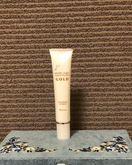 金のプラセンタもっちり白肌濃クマトリーナ/ホワイトラベル/アイケア・アイクリームを使ったクチコミ(1枚目)