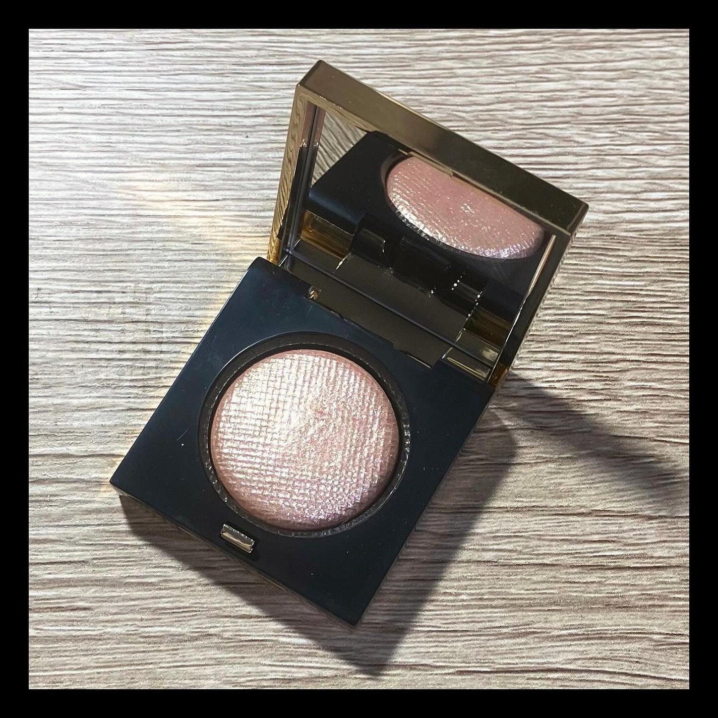 リュクスアイシャドウ/BOBBI BROWN/単色アイシャドウを使ったクチコミ(1枚目)