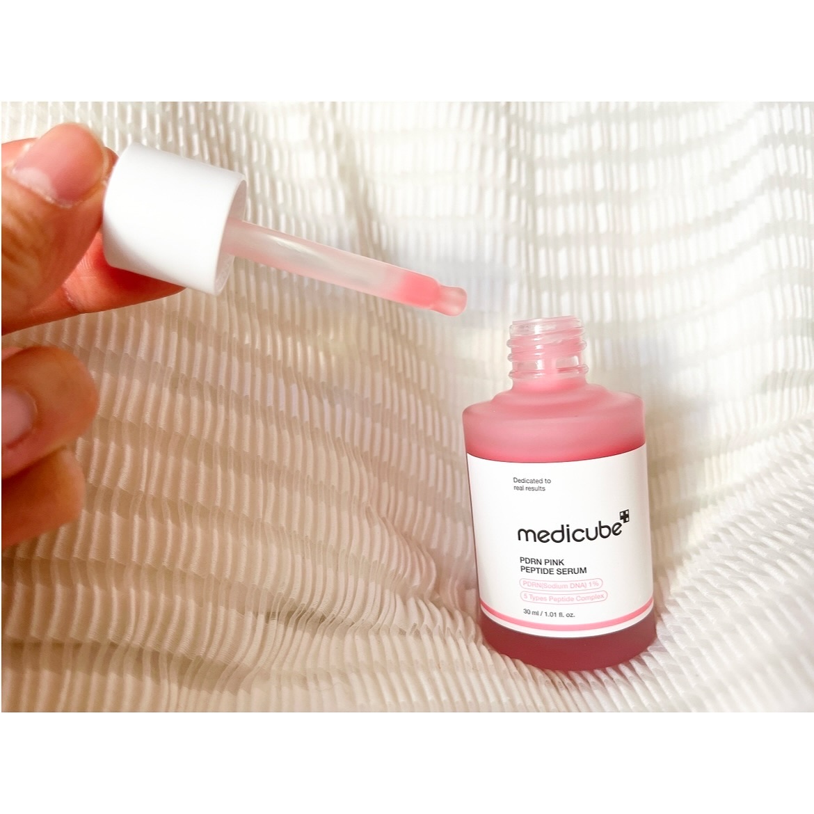 PDRNピンクアンプル PDRN 10,000ppm配合/MEDICUBE/美容液を使ったクチコミ（2枚目）