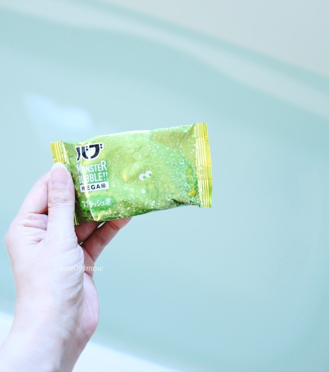 バブ モンスターバブルMEGA級 スプラッシュ泡 シトラススパークの香り/バブ/炭酸系入浴剤を使ったクチコミ(5枚目)