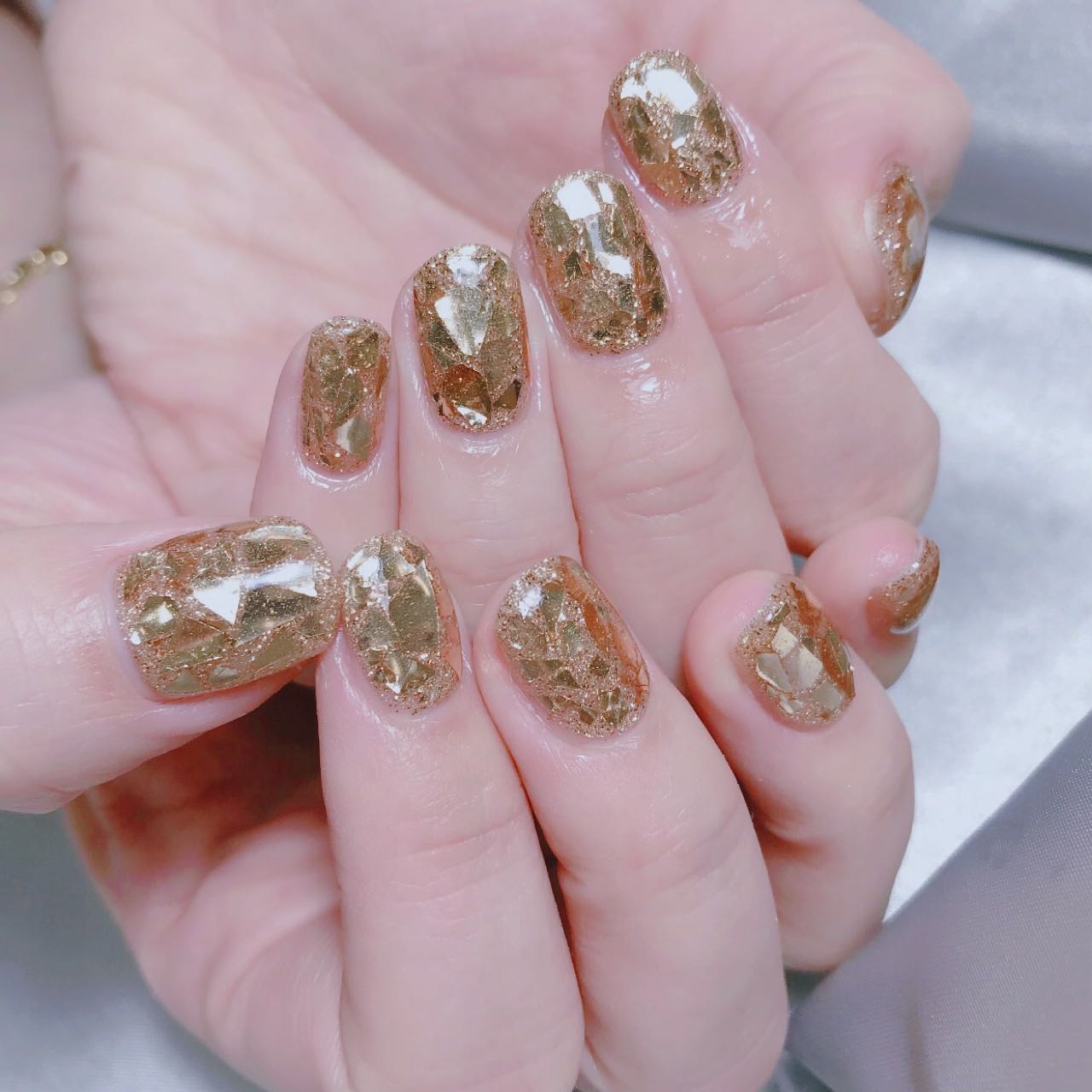 なかやまちえこ on LIPS 「Glass🪞⠀⠀@licaxxx1⠀施術は代官山のシェアネイル..」(2枚目)