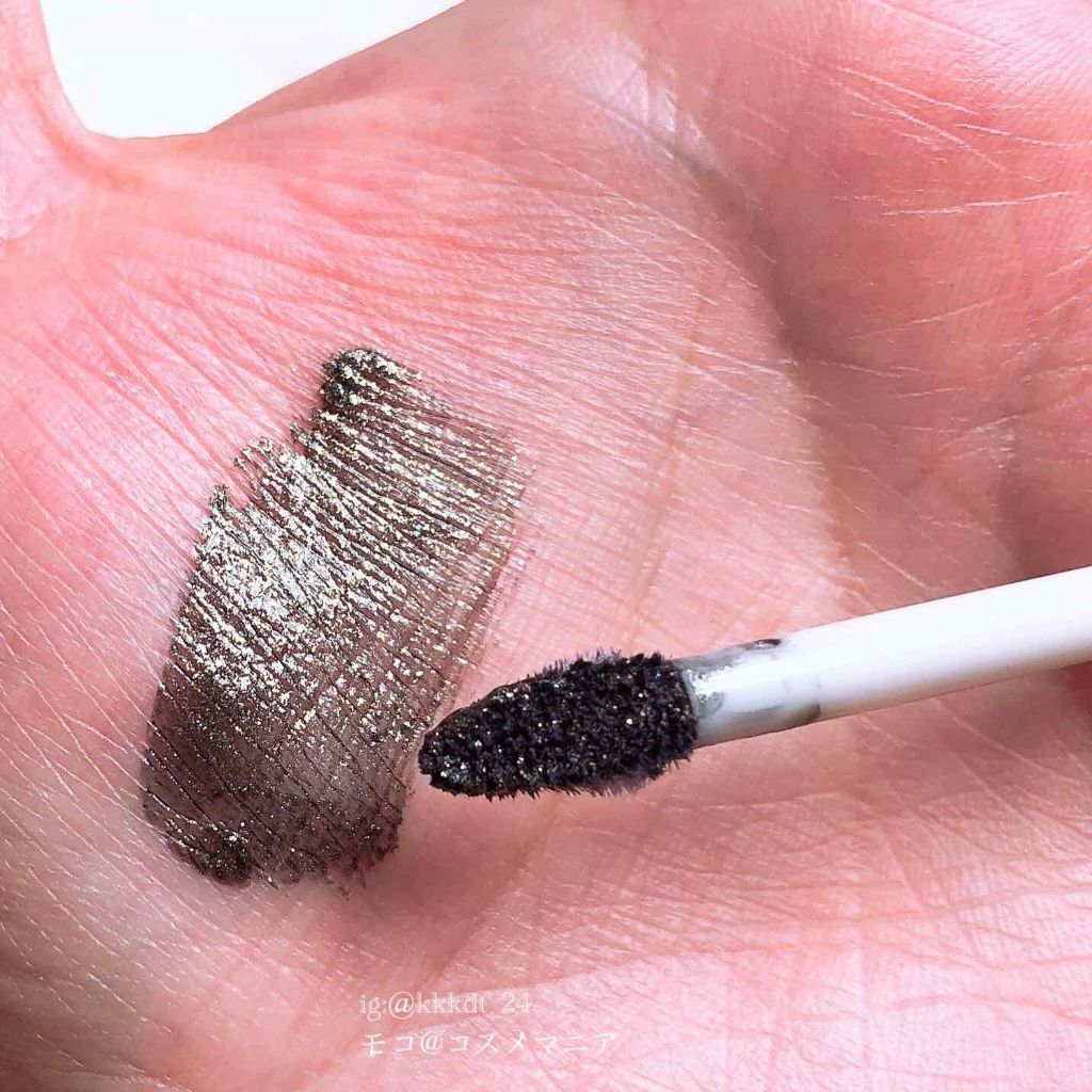 キャビア クローム ヴェイル ライトウェイト リキッド アイカラー/ローラ メルシエ/リキッドアイシャドウを使ったクチコミ(2枚目)
