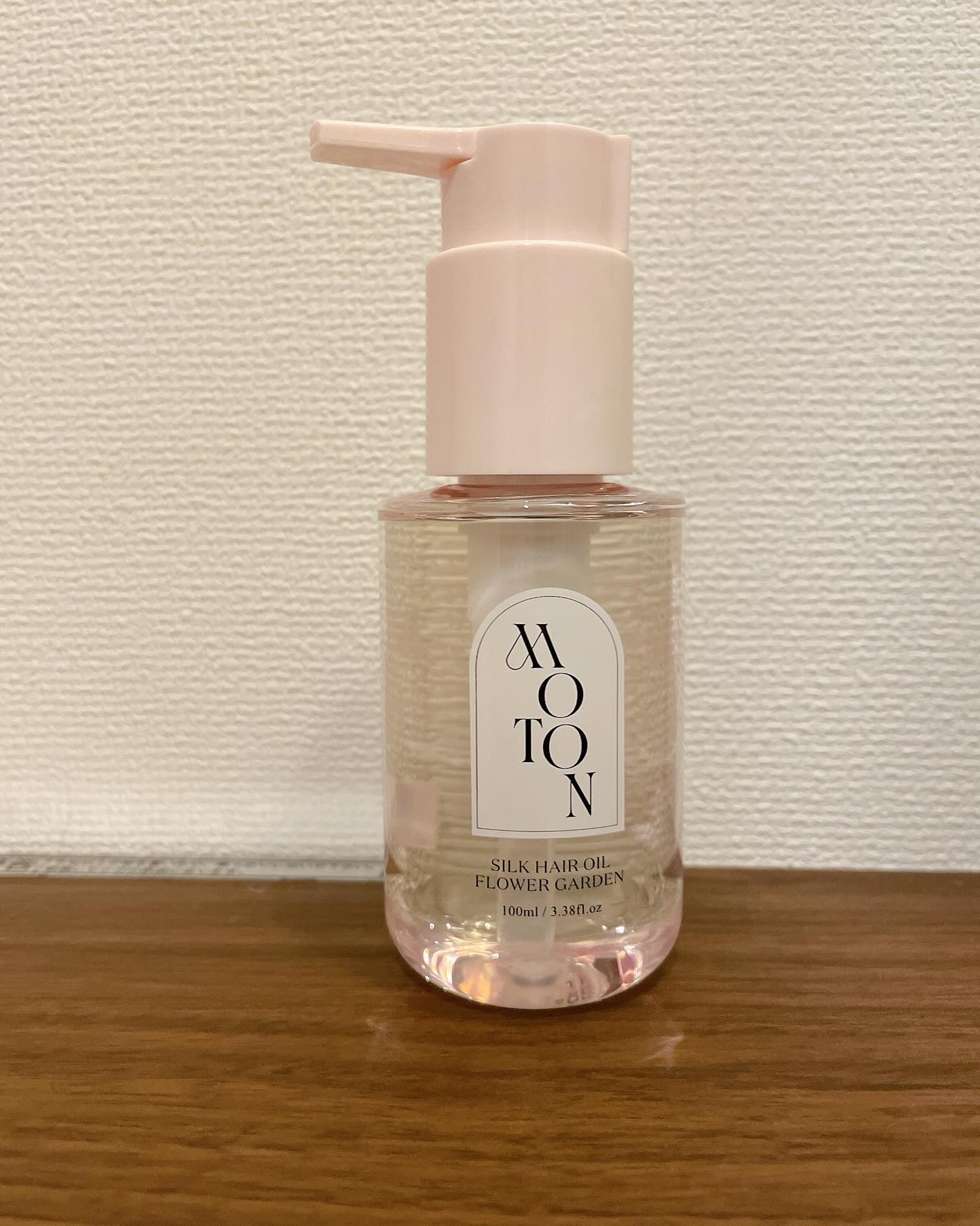 MOTON シルクヘアオイル フラワーガーデン/MOTON/ヘアオイルを使ったクチコミ（1枚目）
