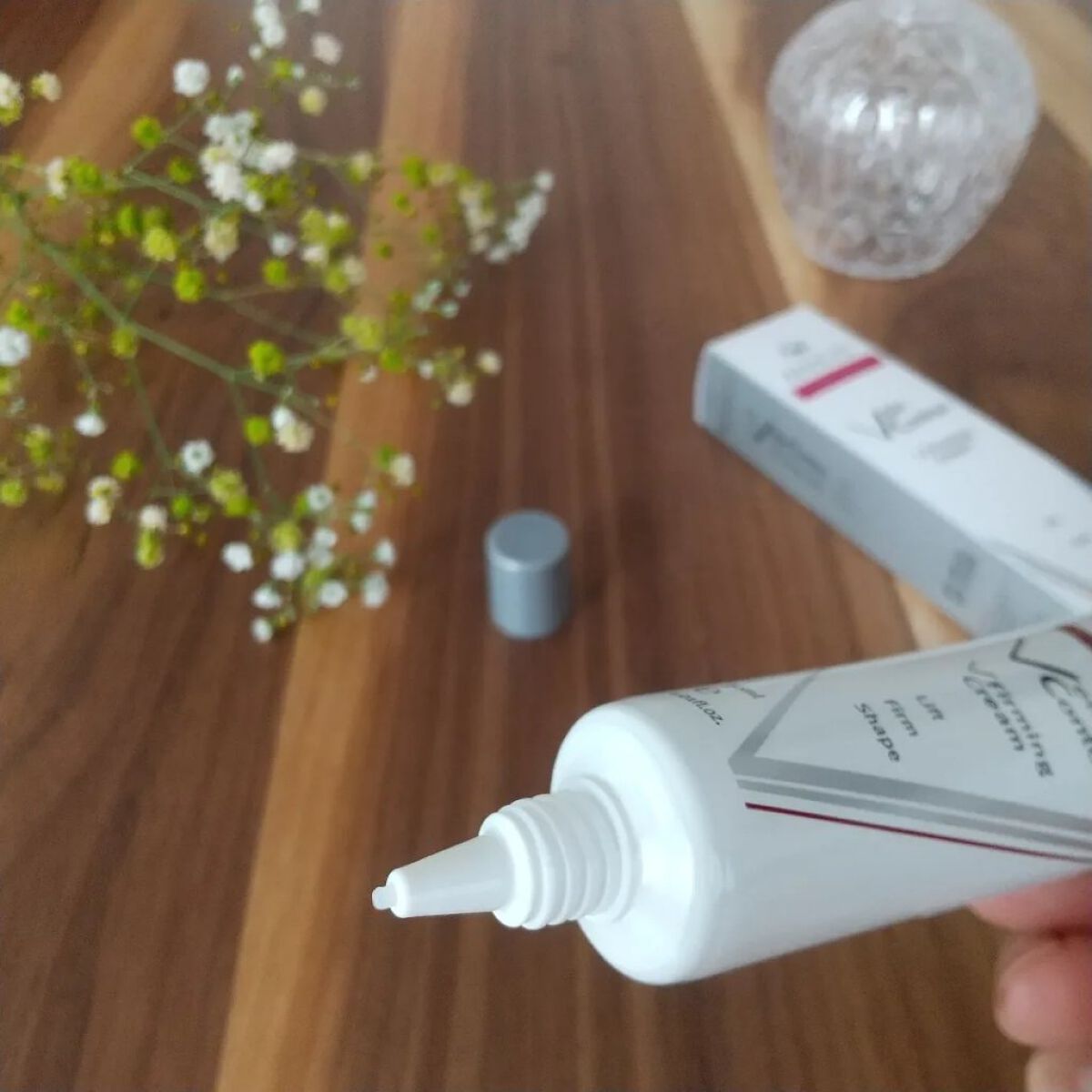 ベラコントゥアーフォーミングクリーム/ANACIS/フェイスクリームを使ったクチコミ（3枚目）