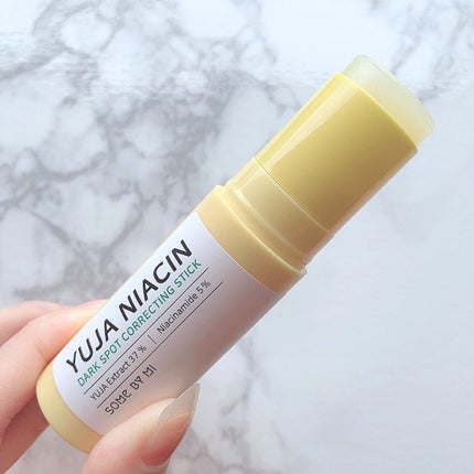 ゆずナイアシンダークスポットコレックティングスティック/SOME BY MI/美容液を使ったクチコミ(7枚目)