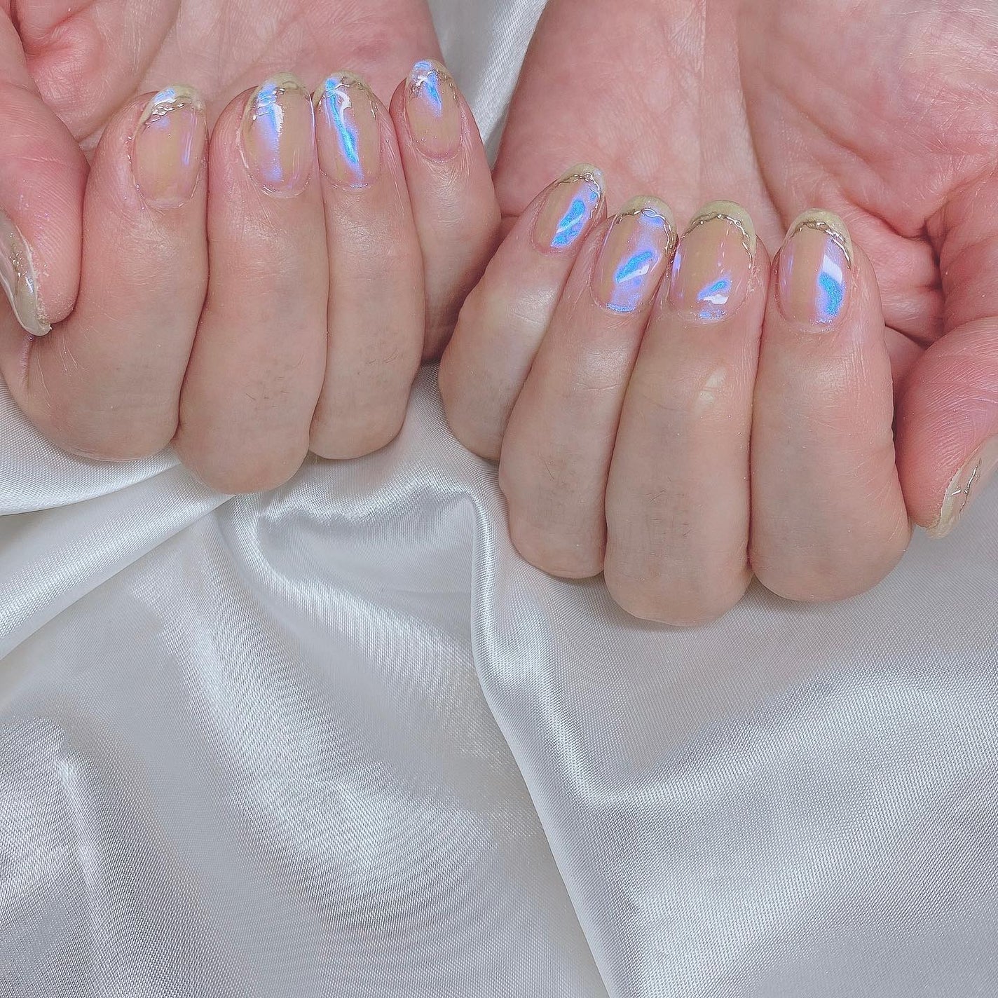 kanna on LIPS 「・・・ブルーオーロラ×ミラーラインフレンチ🌈透明感とブルーが梅..」(2枚目)