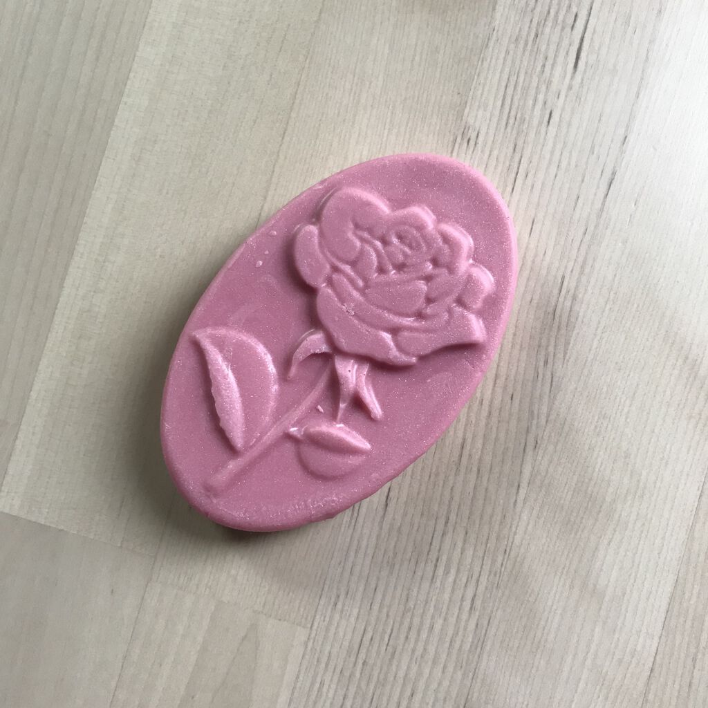 限定ボディオイル ロウィーナ バード ネイキッド マッサージオイル ラッシュの口コミ Lushロウィーナ バードネイキッドマッサ By N 敏感肌 代後半 Lips