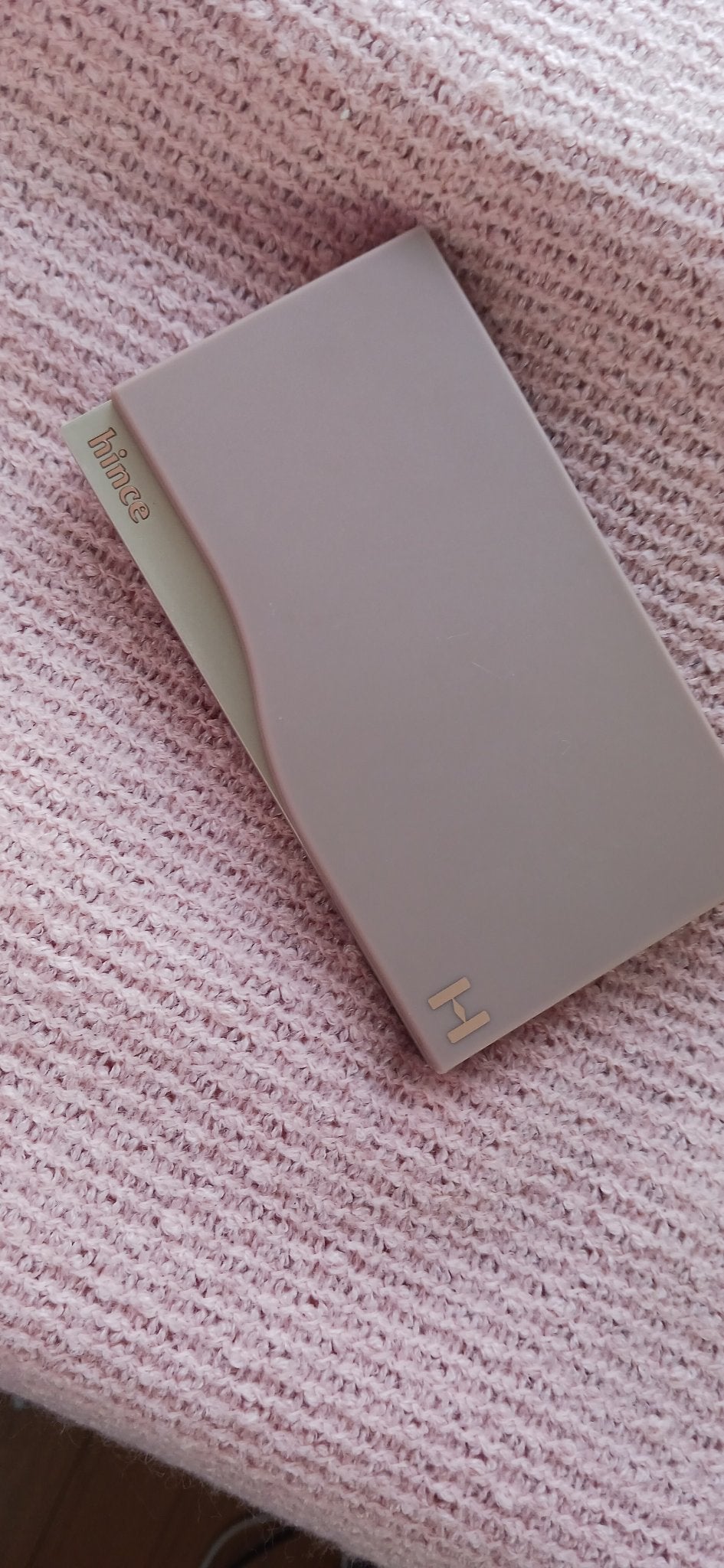 ニューデップスアイシャドウパレット/hince/アイシャドウパレットを使ったクチコミ(1枚目)