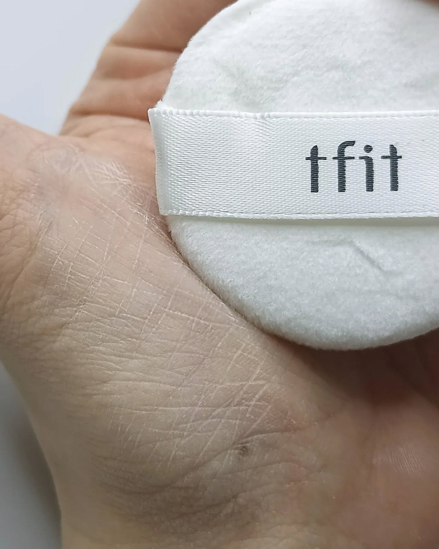 トランスルーセントセットフィニッシングパウダー/TFIT/ルースパウダーを使ったクチコミ(3枚目)