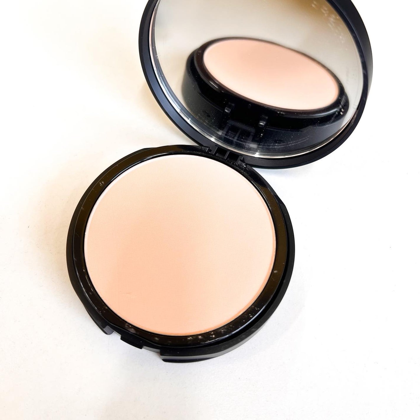 ベアプロ 24HR パウダー ファンデーション/bareMinerals/パウダーファンデーションを使ったクチコミ(3枚目)