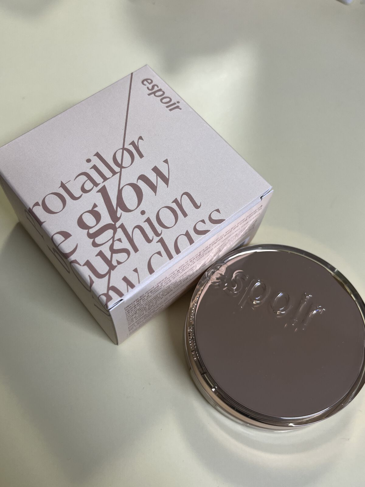 プロテーラービーグロウクッション ニュークラス/espoir/クッションファンデーションを使ったクチコミ（1枚目）