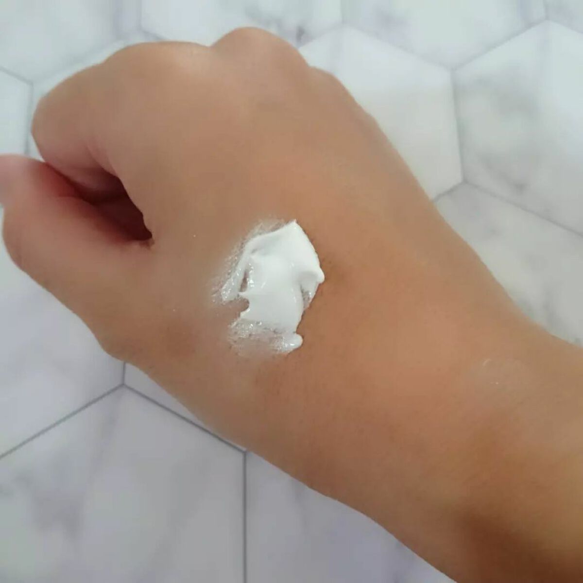 薬用ホワイトコンク ホワイトニングCC CII/ホワイトコンク/ボディクリームを使ったクチコミ(3枚目)