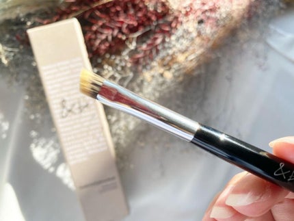 ダブルエンドアイブロウブラシ熊野筆/&be/メイクブラシを使ったクチコミ(2枚目)