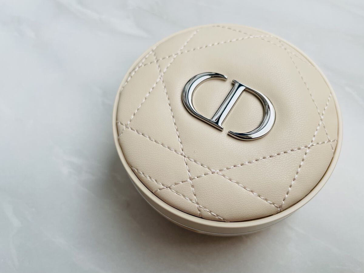 ディオールスキン フォーエヴァー クッション パウダー/Dior/ルースパウダーを使ったクチコミ（1枚目）