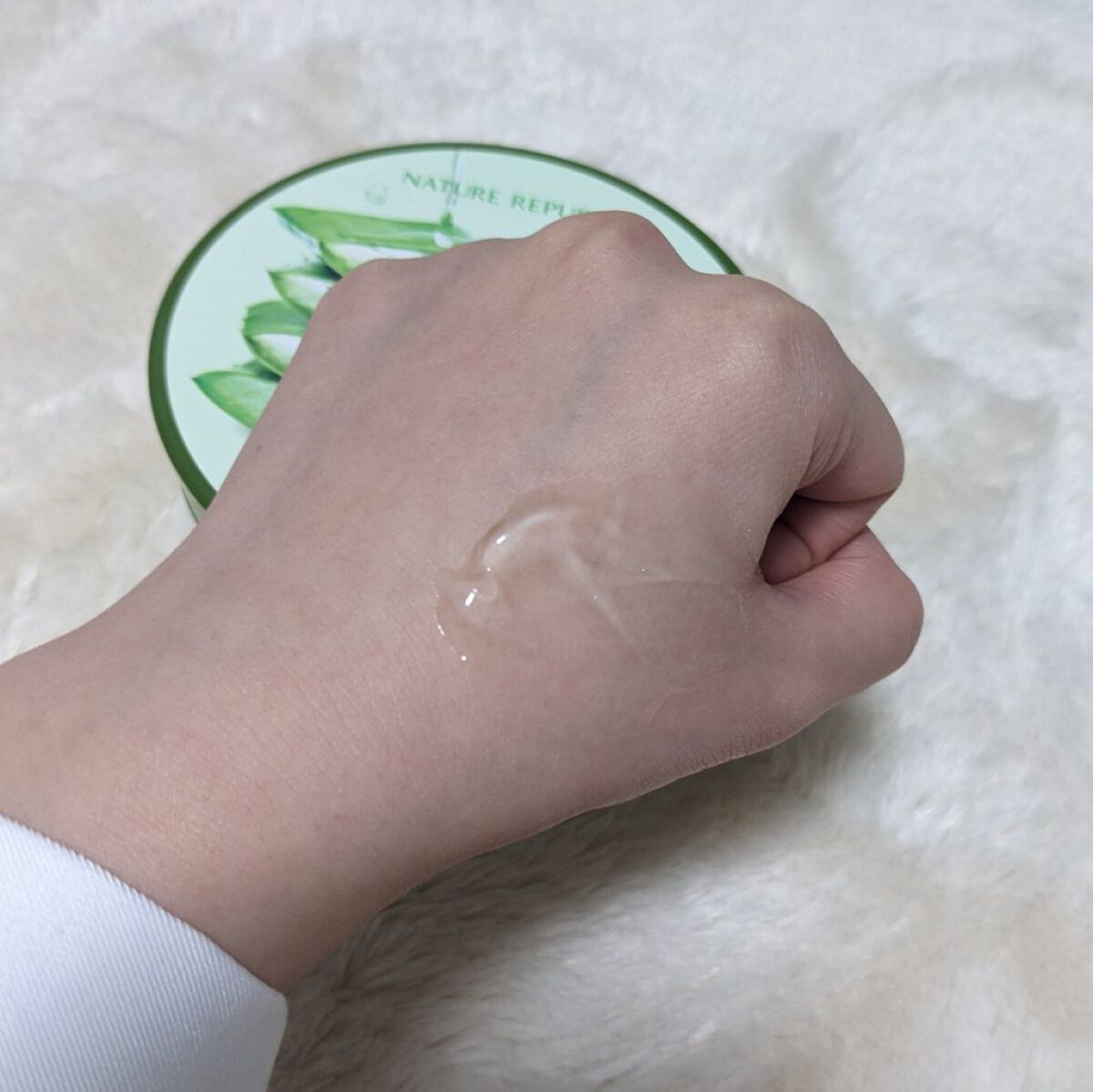 マイルド＆モイスチャーアロエジェル/ネイチャーリパブリック/ボディローションを使ったクチコミ（3枚目）