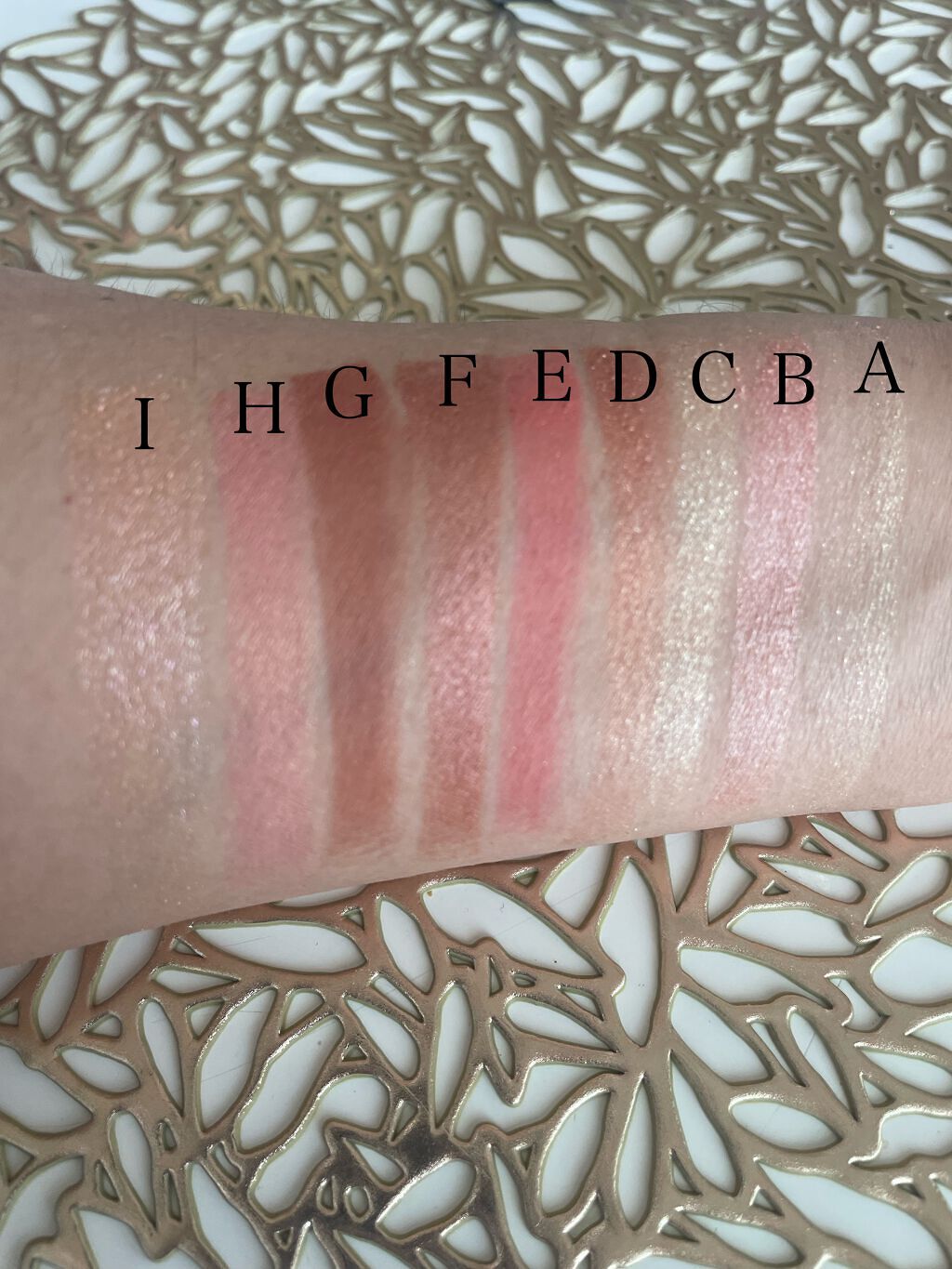 UR GLAM　BLOOMING EYE COLOR PALETTE/U R GLAM/アイシャドウパレットを使ったクチコミ（3枚目）