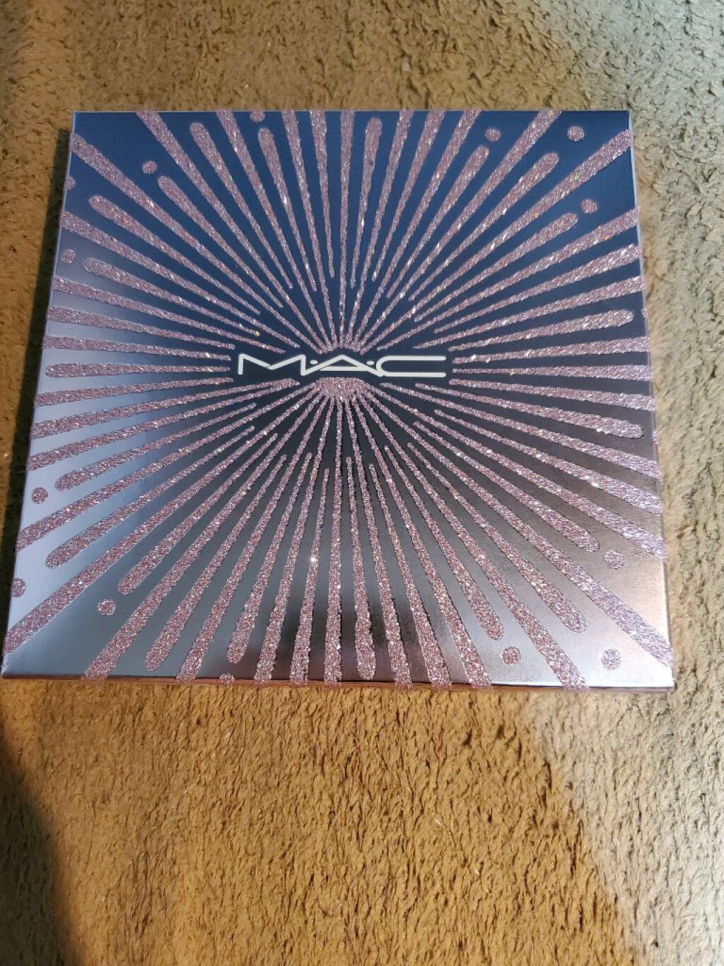 ロケット トゥ フェイム アイ シャドウ × 12 パレット/M・A・C/アイシャドウパレットを使ったクチコミ（1枚目）