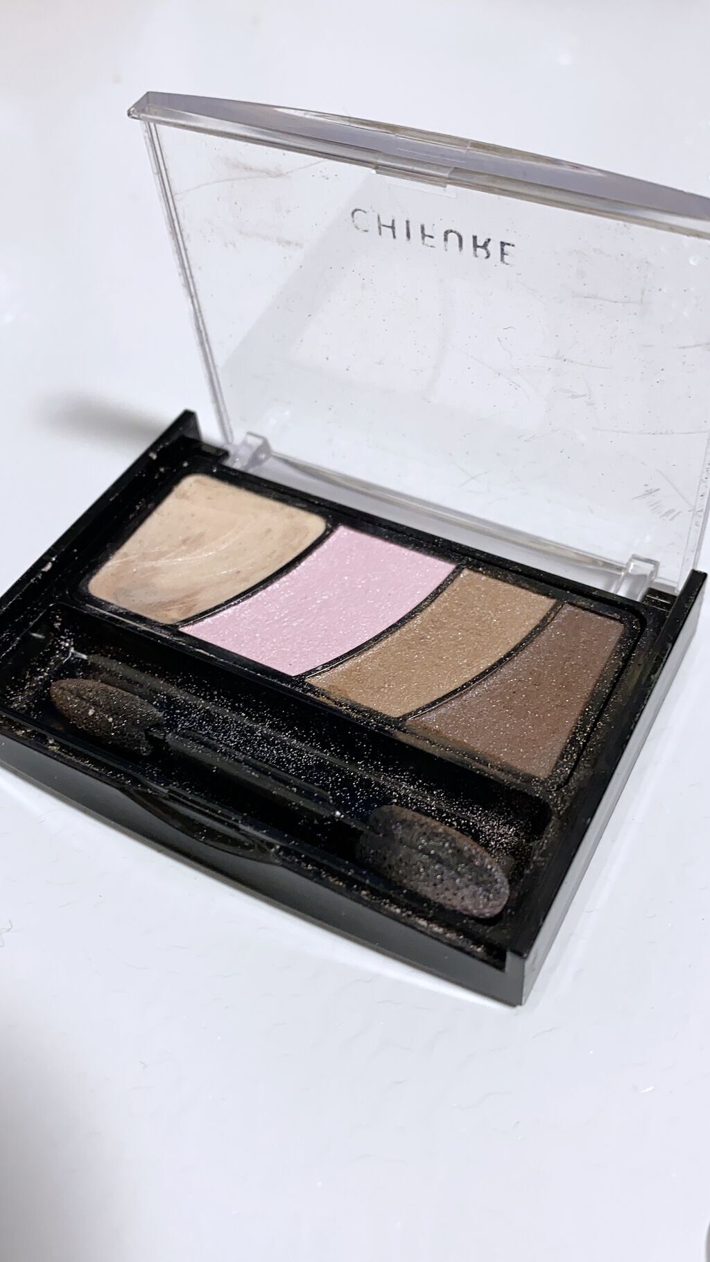 グラデーション アイ カラー（チップ付） 12　ピンク系 ココアピンク/ちふれ/アイシャドウパレットを使ったクチコミ（1枚目）