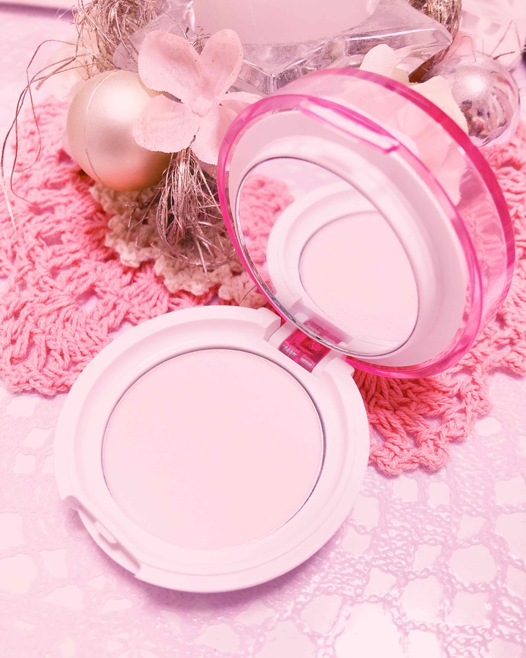 カントリー&ストリーム 午後もキレイパウダーのクチコミ「小さくて持ち運びに便利❣️カントリー＆ストリームの新作フェイスパウダーが出てたので購入してきま.....」（2枚目）