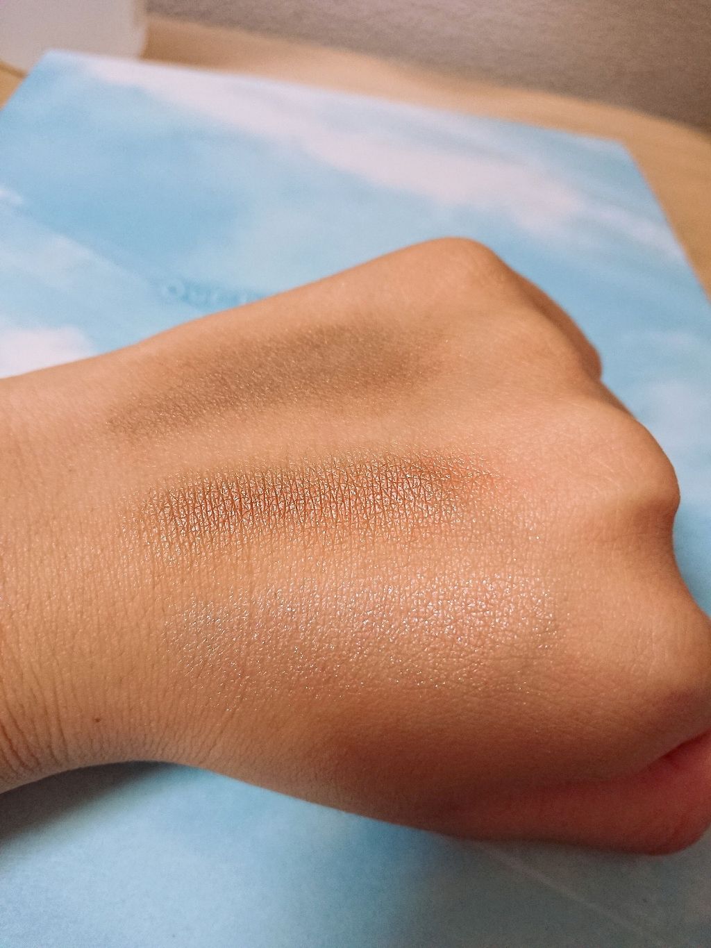 トーンアップアイシャドウ/CEZANNE/アイシャドウパレットを使ったクチコミ(3枚目)