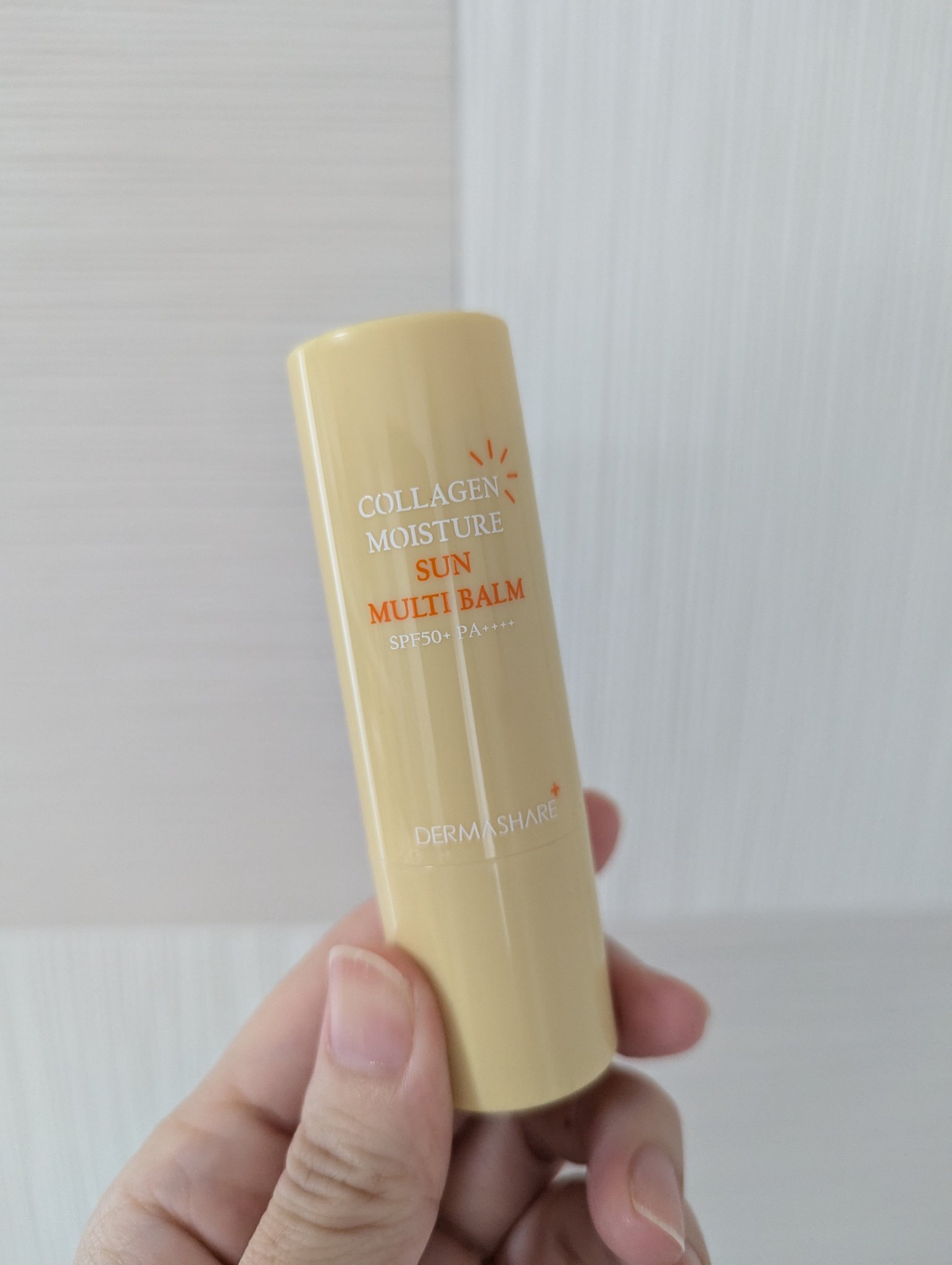 コラーゲンモイスチャーSUNマルチバーム/DERMASHARE/日焼け止めスティックを使ったクチコミ（1枚目）