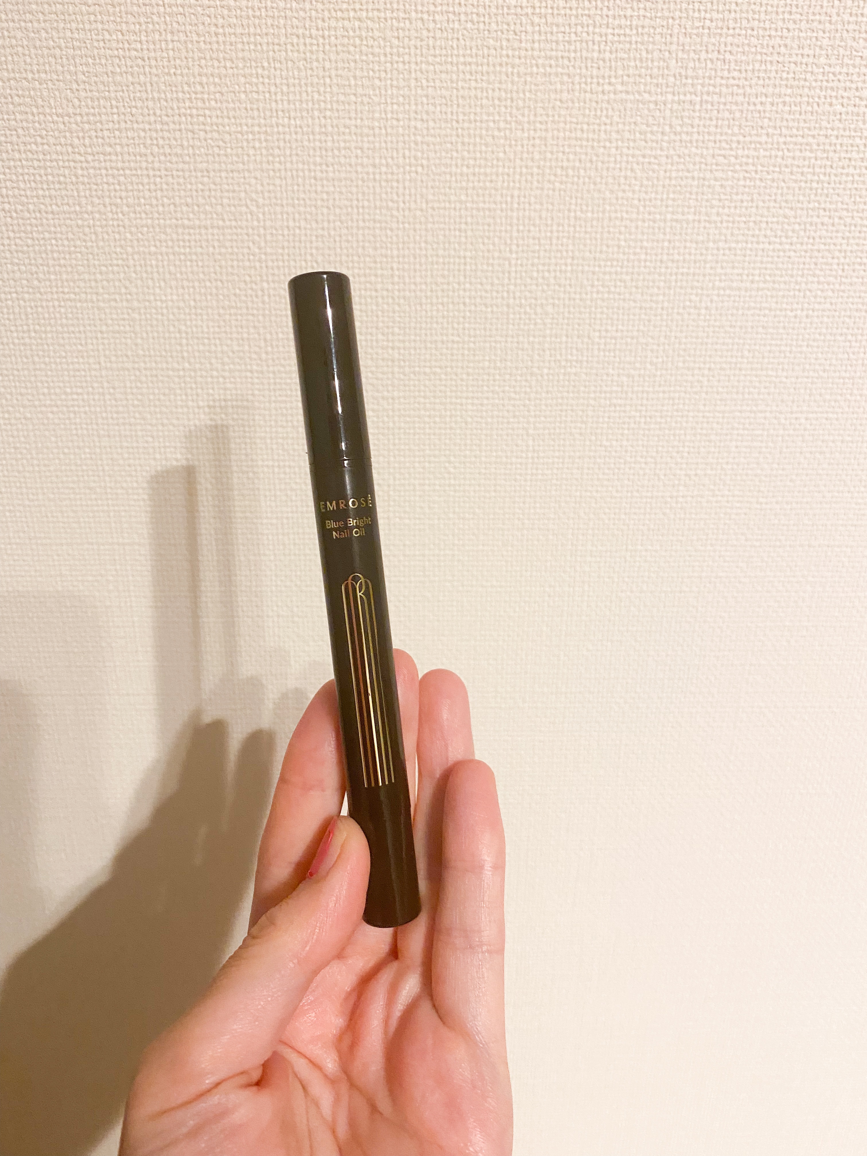 ブルーブライトネイルオイル/EMROSÉ/ネイルオイル・トリートメントを使ったクチコミ（1枚目）