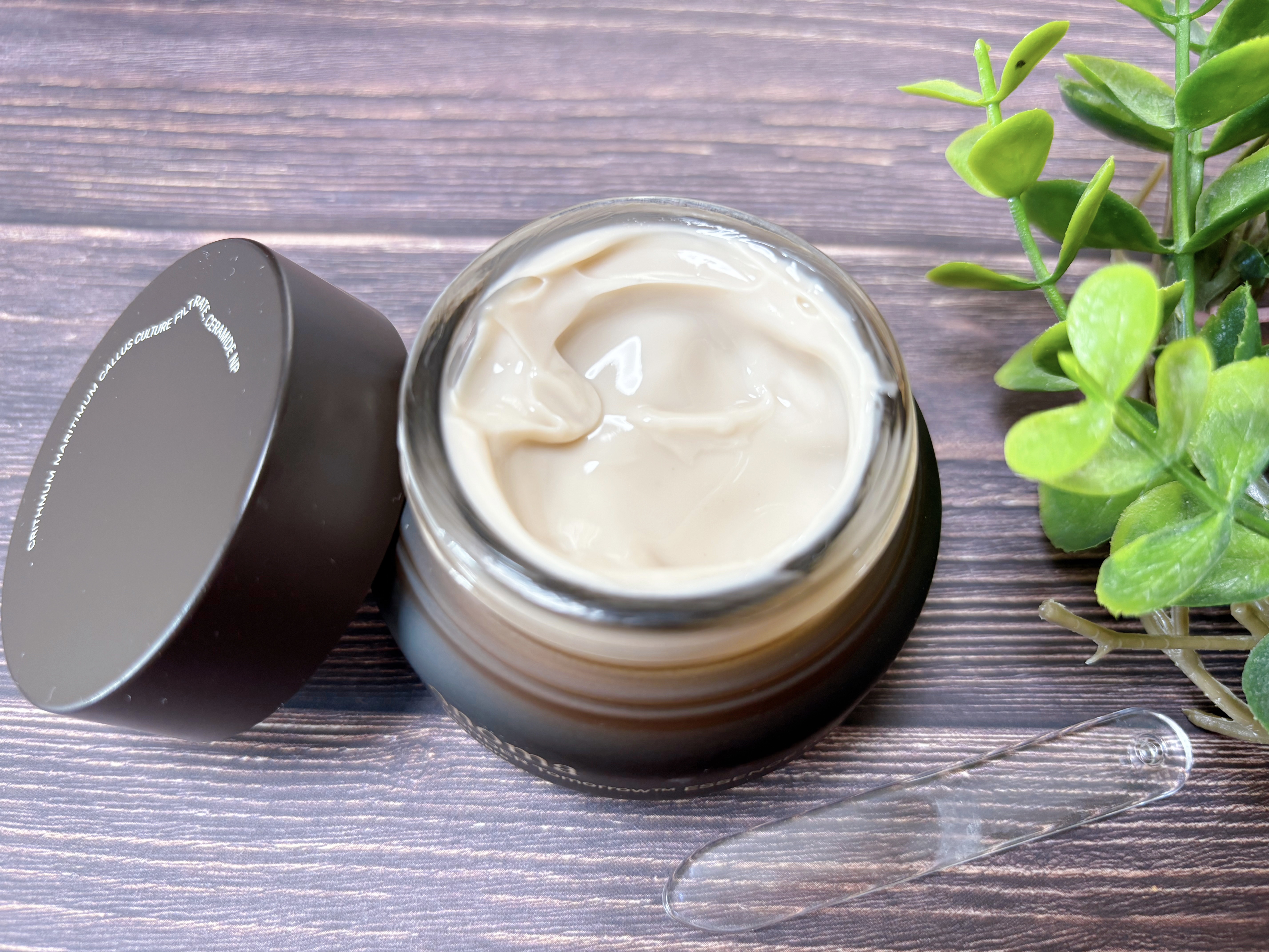 ワンダートゥモローエッセンスロッカー/onoma/フェイスクリームを使ったクチコミ（3枚目）