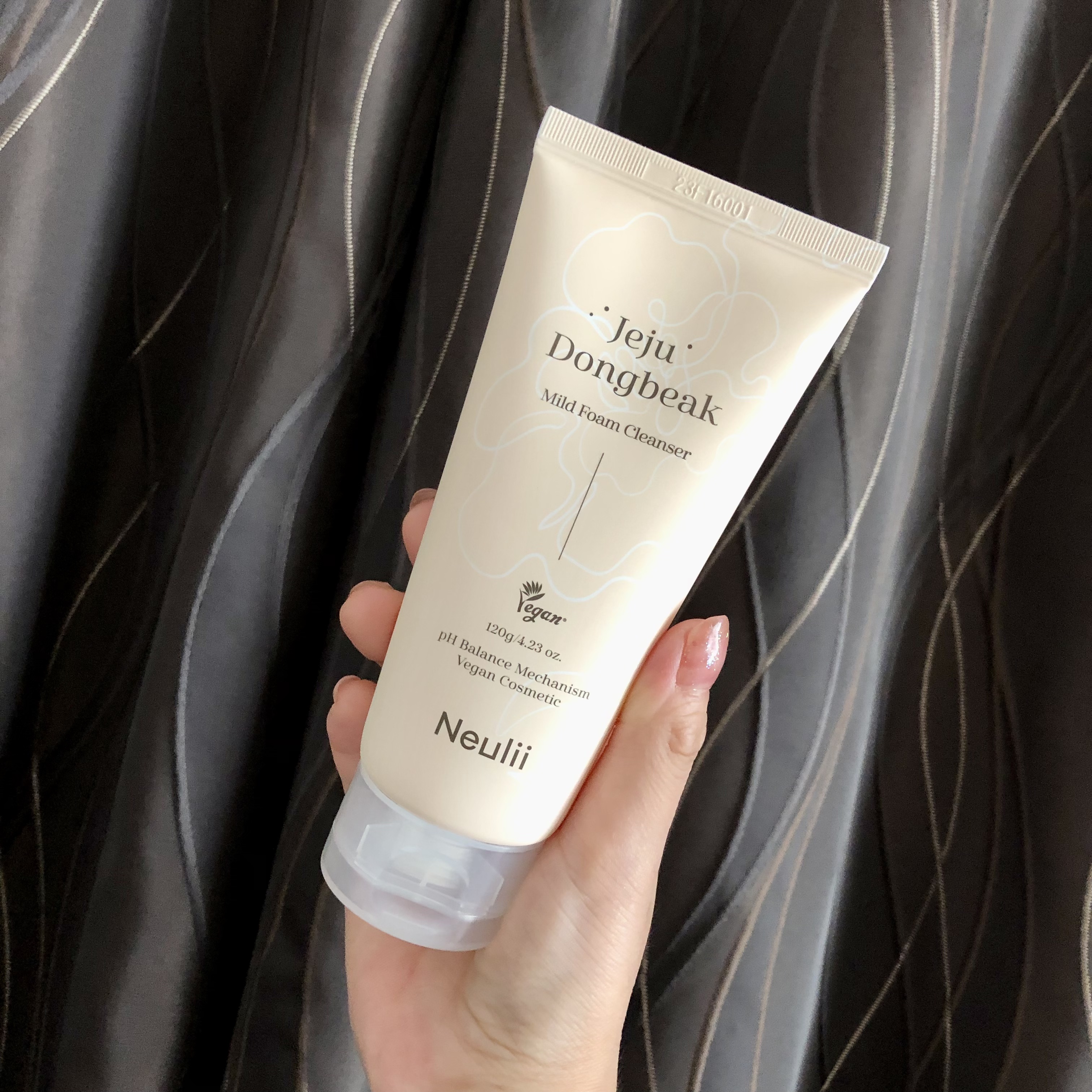 済州ツバキマイルドフォームクレンザー/Neulii/洗顔フォームを使ったクチコミ（2枚目）