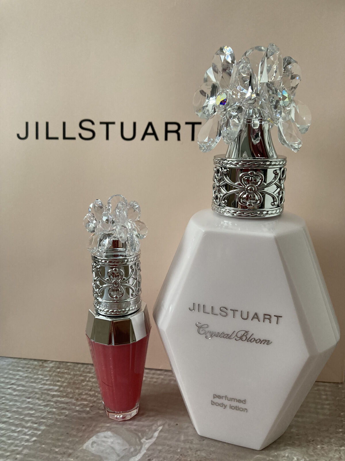クリスタルブルーム パフュームド ボディローション/JILL STUART/ボディローションを使ったクチコミ（1枚目）
