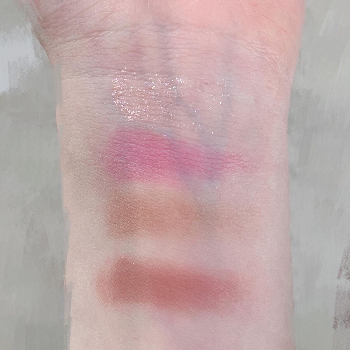 アイパレット 01 ストロベリーショコラ/sopo/アイシャドウパレットを使ったクチコミ（3枚目）