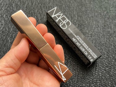 アフターグロー　センシュアルシャイン　リップスティック/NARS/口紅を使ったクチコミ（2枚目）