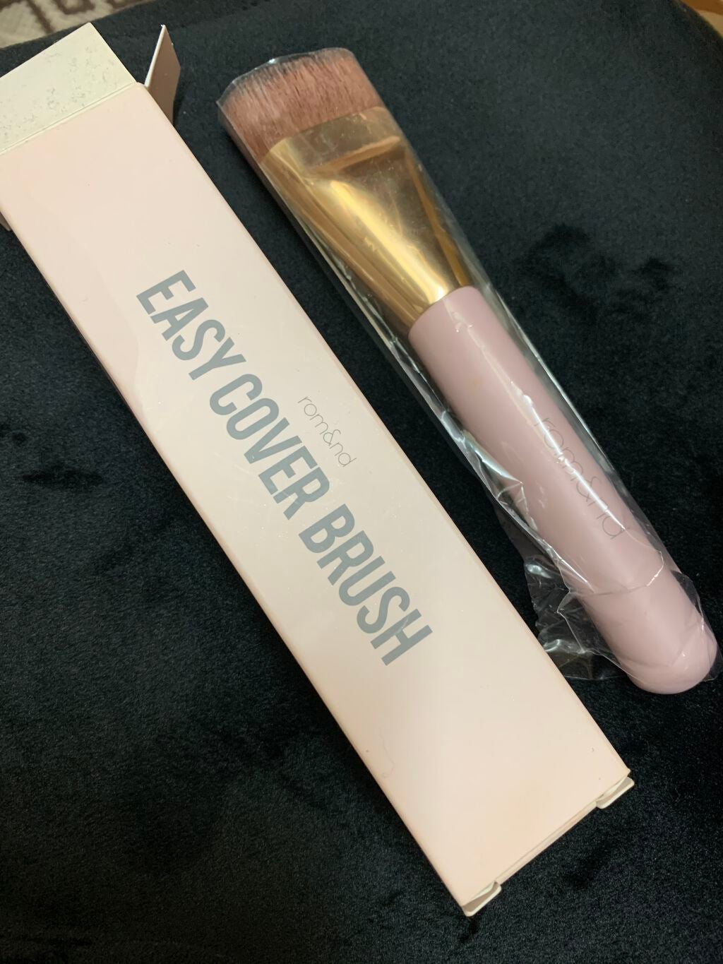 ファンデーション ブラシ 131 (専用ケース付き)/SHISEIDO/メイクブラシを使ったクチコミ(4枚目)