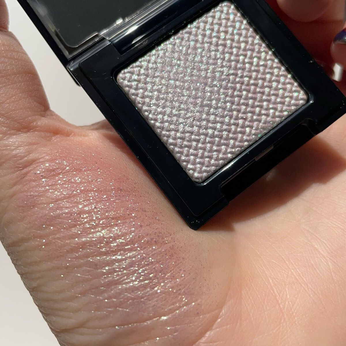 エレガンス ラズル スターアイカラー/エレガンス ラズル /単色アイシャドウを使ったクチコミ(5枚目)