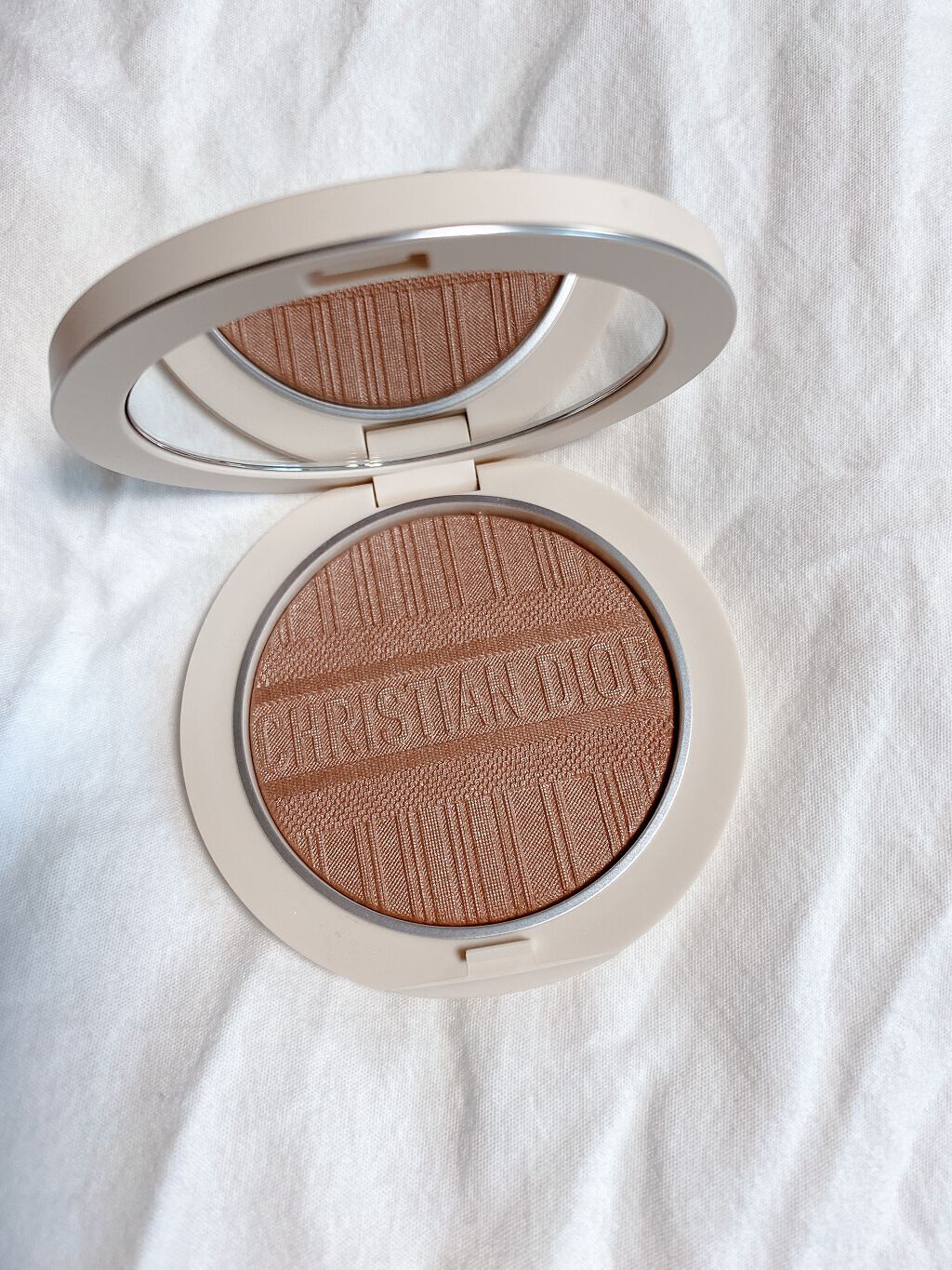 ディオールスキン フォーエヴァー クチュール ルミナイザー/Dior/プレストパウダーを使ったクチコミ（1枚目）