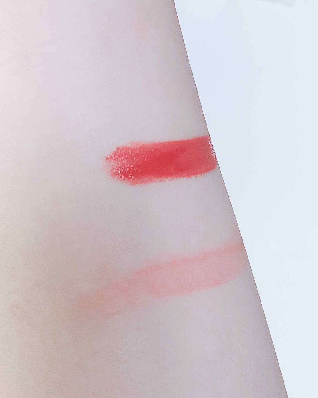 ハートウィンドウリップティントベルベットタイプ/VAVI MELLO/口紅を使ったクチコミ（3枚目）