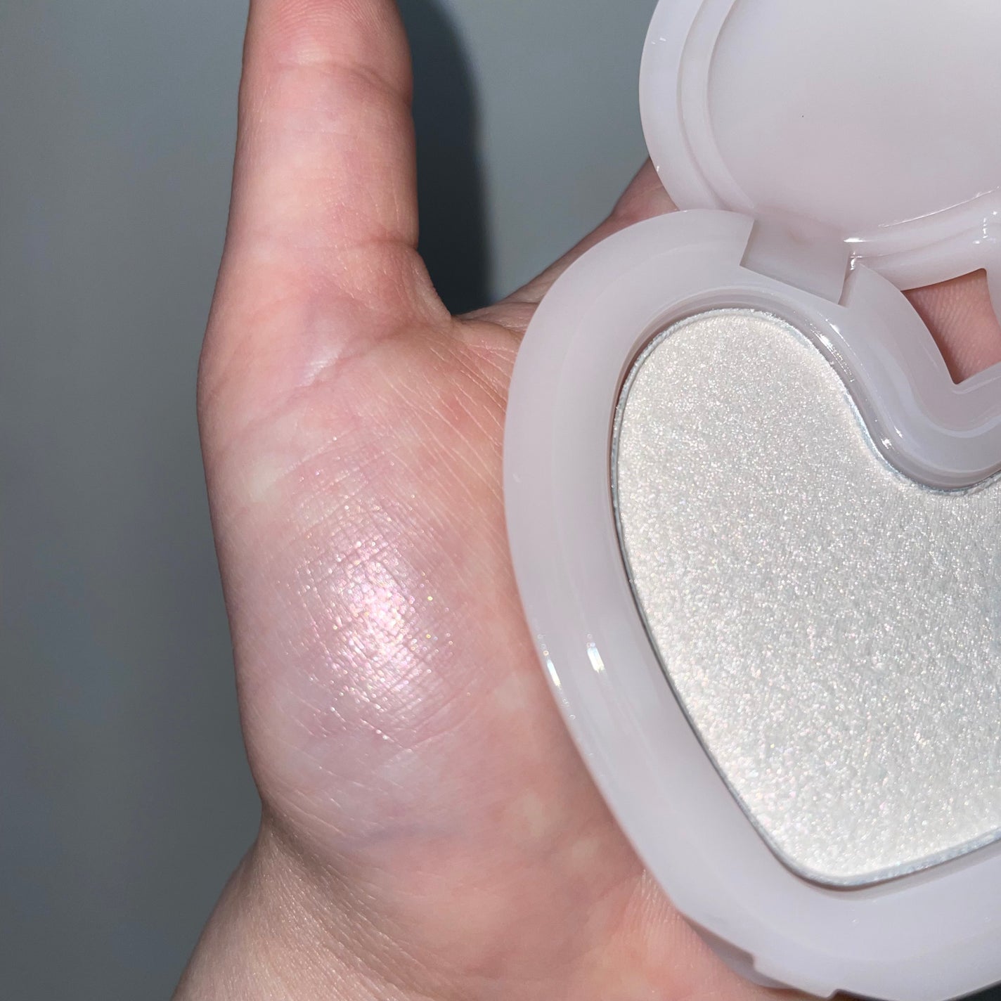 ラヴビーム グロウヴェール/lilybyred/パウダーハイライトを使ったクチコミ(1枚目)