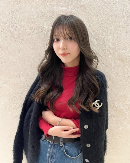 HARUNA on LIPS 「暗めでも柔らかいカラーが人気🩷オリーブと、ラベンダーが透明感強..」(3枚目)